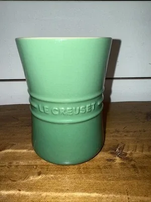 Le Creuset Utensil Crock image 3